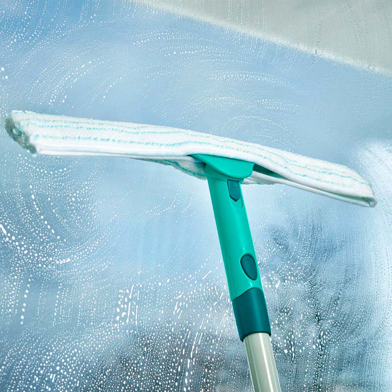 Водосгон Leifheit Slider M 28см фото 4