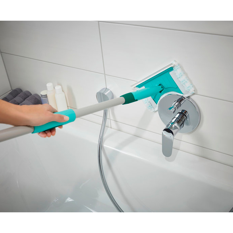 Швабра с телескопической ручкой Leifheit Bath cleaner micro duo фото 2